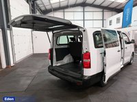 USED 2022 72 VAUXHALL Vivaro Life Electric 50kWh Combi MPV 5dr Electric Auto LWB (9 Seat, 11kW Charger) (136 ps) 9 SEAT FULL ELECTRIC