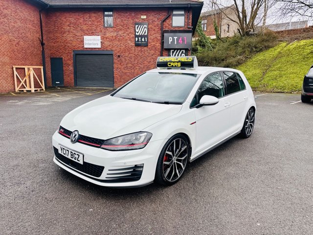 2017 VOLKSWAGEN GOLF 2017 2.0 TSI BlueMotion Tech GTI Hatchback 5dr Petrol DSG Euro 6 (s/s) (220 ps) - Photo 3