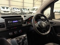 USED 2024 73 RENAULT KANGOO 1.5 DCI BLUE ENERGY 95PS ML19 START - NO VAT 