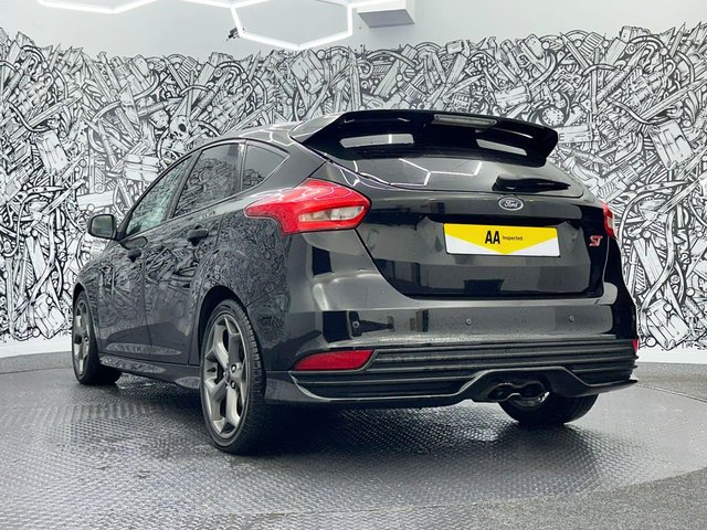 2018 Ford Focus 2L St-2 5dr - Photo 10