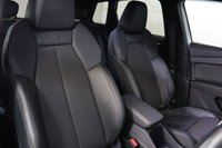 USED 2021 71 AUDI Q4 E-TRON 35 S line 5dr Auto 55kWh (APPLE CAR PLAY, HALF LEATHER) 