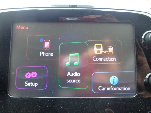 2017 PEUGEOT 108 1.2 PureTech Allure Hatchback 5dr Petrol Manual Euro 6 (82 ps) - Photo 9