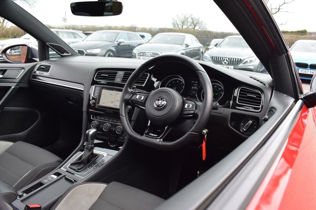 2016 Volkswagen Golf 2L R 3dr - Photo 11