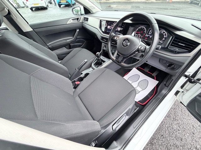 2018 VOLKSWAGEN POLO 1.0 TSI SE Hatchback 5dr Petrol Manual Euro 6 (s/s) (95 ps) - Photo 11