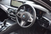 USED 2021 71 BMW 5 SERIES 3.0 530d MHT M Sport Saloon 4dr Diesel Hybrid Steptronic xDrive Euro 6 (s/s) (286 ps) TECH & COMFORT PACKS / H&K