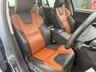 USED 2017 17 VOLVO V60 CROSS COUNTRY 2.0 D4 Lux Nav Estate 5dr Diesel Auto Euro 6 (s/s) (190 ps) 