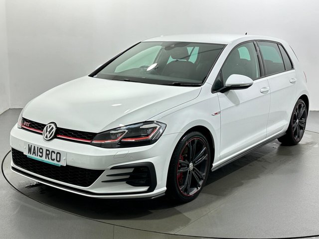 2019 Volkswagen Golf - Photo 4