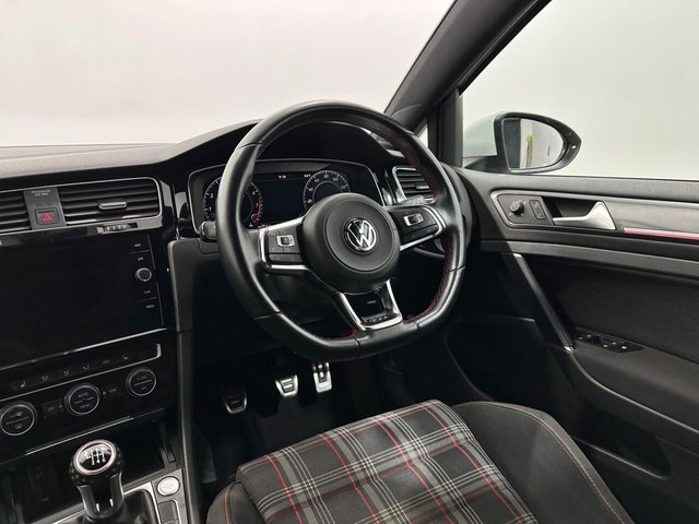 2019 Volkswagen Golf - Photo 11