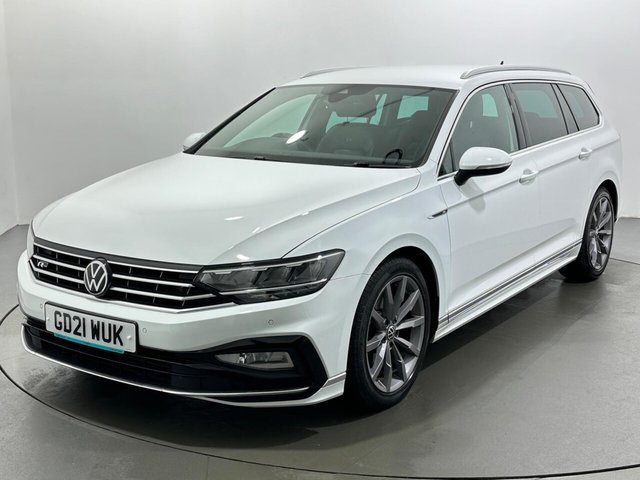 2021 Volkswagen Passat - Photo 4
