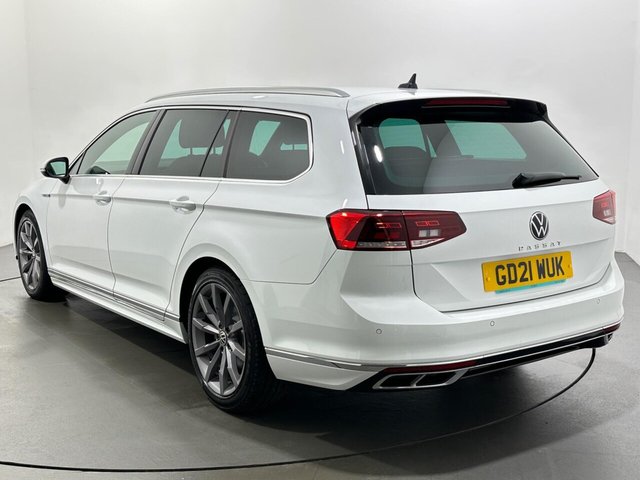 2021 Volkswagen Passat - Photo 6