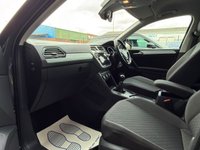 USED 2019 19 VOLKSWAGEN TIGUAN 1.5 TSI EVO SE Navigation SUV 5dr Petrol Manual Euro 6 (s/s) (130 ps) 