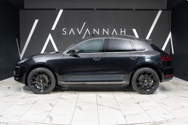 2017 PORSCHE MACAN - Photo 9