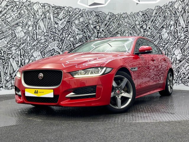 2018 Jaguar Xe 2L R-Sport 4dr - Photo 8