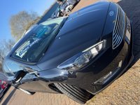 USED 2017 17 FORD FOCUS 1.5 TDCi Titanium Hatchback 5Door Shadow Black Diesel Manual Euro 6 (s/s) (120 ps) SUPER SERVICE HISTORY AND BIG SPEC INCLUDING SAT NAV CLIMATE & CRUISE CONTROL HEATED WINDSCREEN APPLE CARPLAY