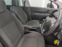 USED 2016 16 PEUGEOT 5008 1.6 BlueHDi Allure MPV 5dr Diesel Manual Euro 6 (s/s) (120 ps) Viewing is by appointment, full length pan roof, color screen sat nav, reversing camera.
