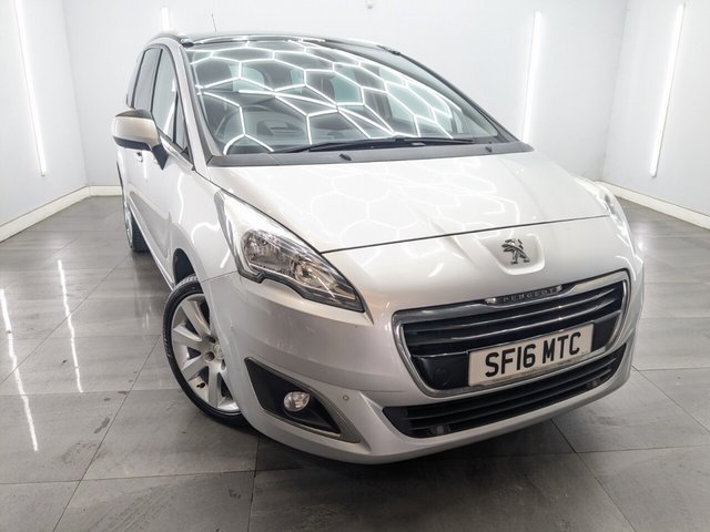 View our PEUGEOT 5008