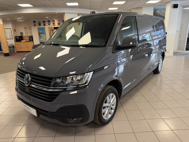 2022 Volkswagen Transporter 2L Highline 5dr - Photo 3
