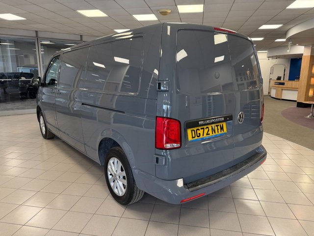 2022 Volkswagen Transporter 2L Highline 5dr - Photo 5