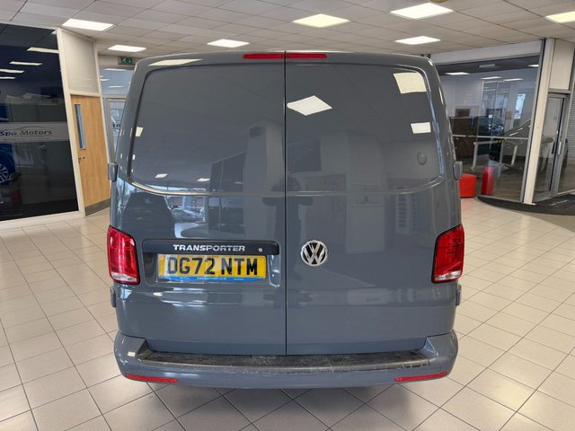 2022 Volkswagen Transporter 2L Highline 5dr - Photo 6