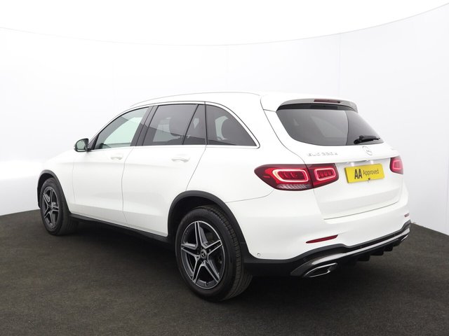 2020 Mercedes-Benz Glc 2L Amg Line 5dr - Photo 8
