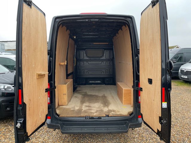 2022 Volkswagen Crafter 2L Startline 5dr - Photo 3