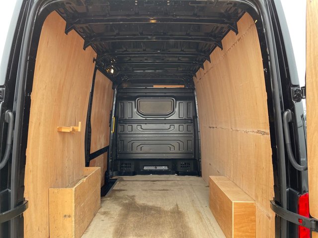2022 Volkswagen Crafter 2L Startline 5dr - Photo 12
