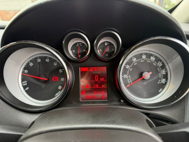 2014 VAUXHALL ASTRA GTC - Photo 9