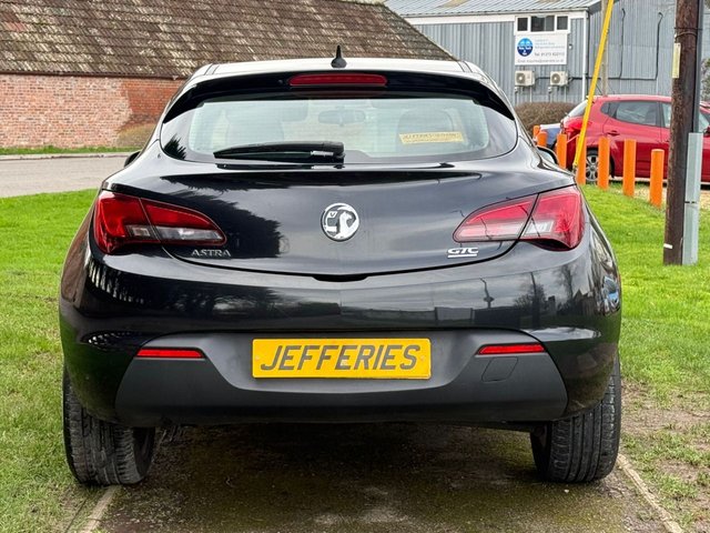 2014 VAUXHALL ASTRA GTC - Photo 6