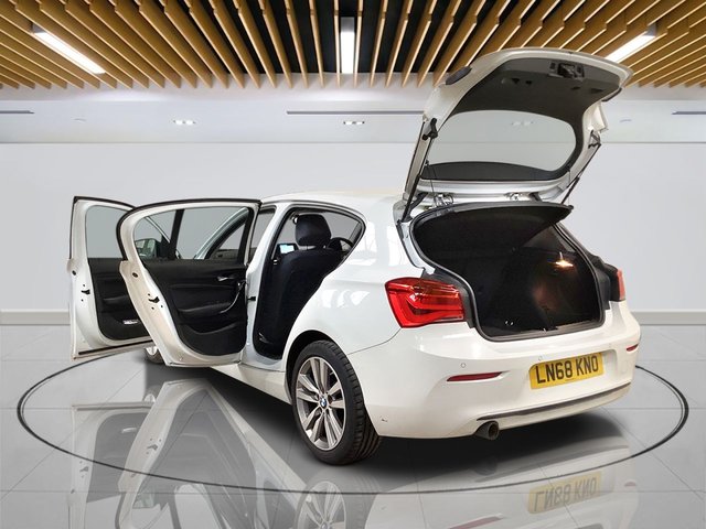 2018 BMW 1 Series - Photo 8