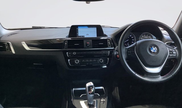 2018 BMW 1 Series - Photo 3