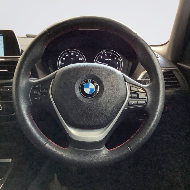 2018 BMW 1 Series - Photo 11