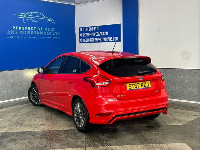 2017 FORD FOCUS - Photo 5