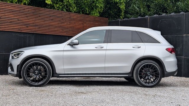 2022 MERCEDES-BENZ GLC 2022 2.0 GLC220d AMG Line (Premium) SUV 5dr Diesel G-Tronic+ 4MATIC Euro 6 (s/s) (194 ps) - Photo 10