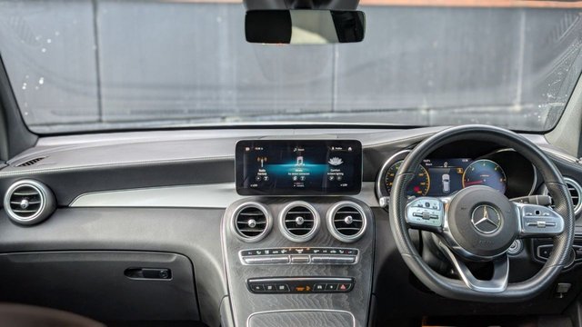 2022 MERCEDES-BENZ GLC 2022 2.0 GLC220d AMG Line (Premium) SUV 5dr Diesel G-Tronic+ 4MATIC Euro 6 (s/s) (194 ps) - Photo 12