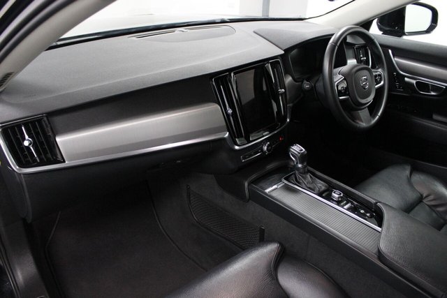 2020 VOLVO S90 - Photo 10