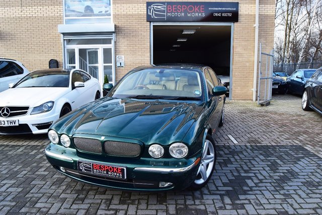 2004 N Jaguar Xj 4.2 V8 SOVEREIGN LWB 4d AUTO 300 BHP
