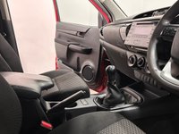 USED 2018 18 TOYOTA HI-LUX 2.4 D-4D Active Pickup Double Cab 4dr Diesel Manual 4WD Euro 6 (3.5t) (150 ps) 