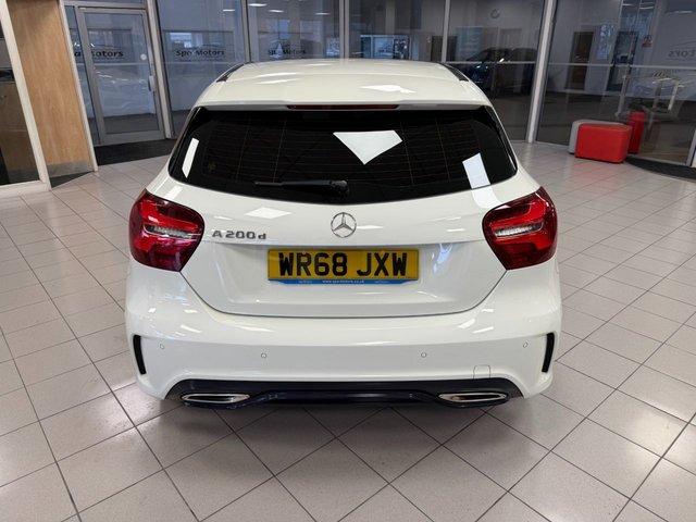 2018 Mercedes-Benz A-Class 2.1L Amg Line 5dr - Photo 6