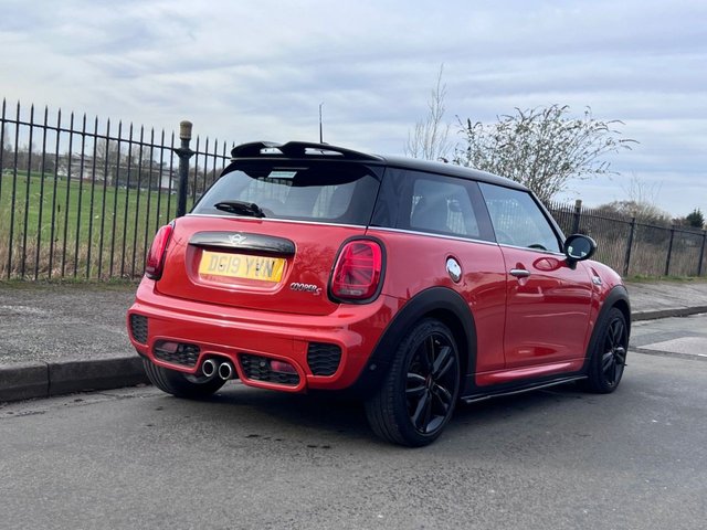 2019 MINI Hatch 2L Cooper S Sport 3dr - Photo 6