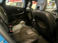USED 2015 65 VOLVO V40 2.0 D2 R-Design Hatchback 5dr Diesel Manual Euro 6 (s/s) (120 ps) 1 Keeper- Service History-11 Stamps