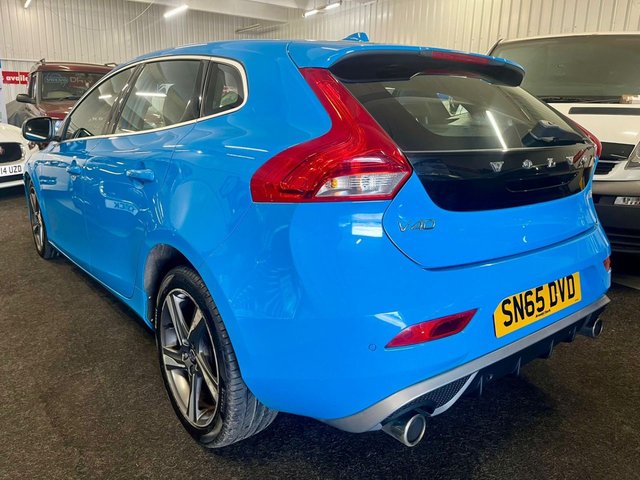 2015 VOLVO V40 2.0 D2 R-Design Hatchback 5dr Diesel Manual Euro 6 (s/s) (120 ps) - Photo 4