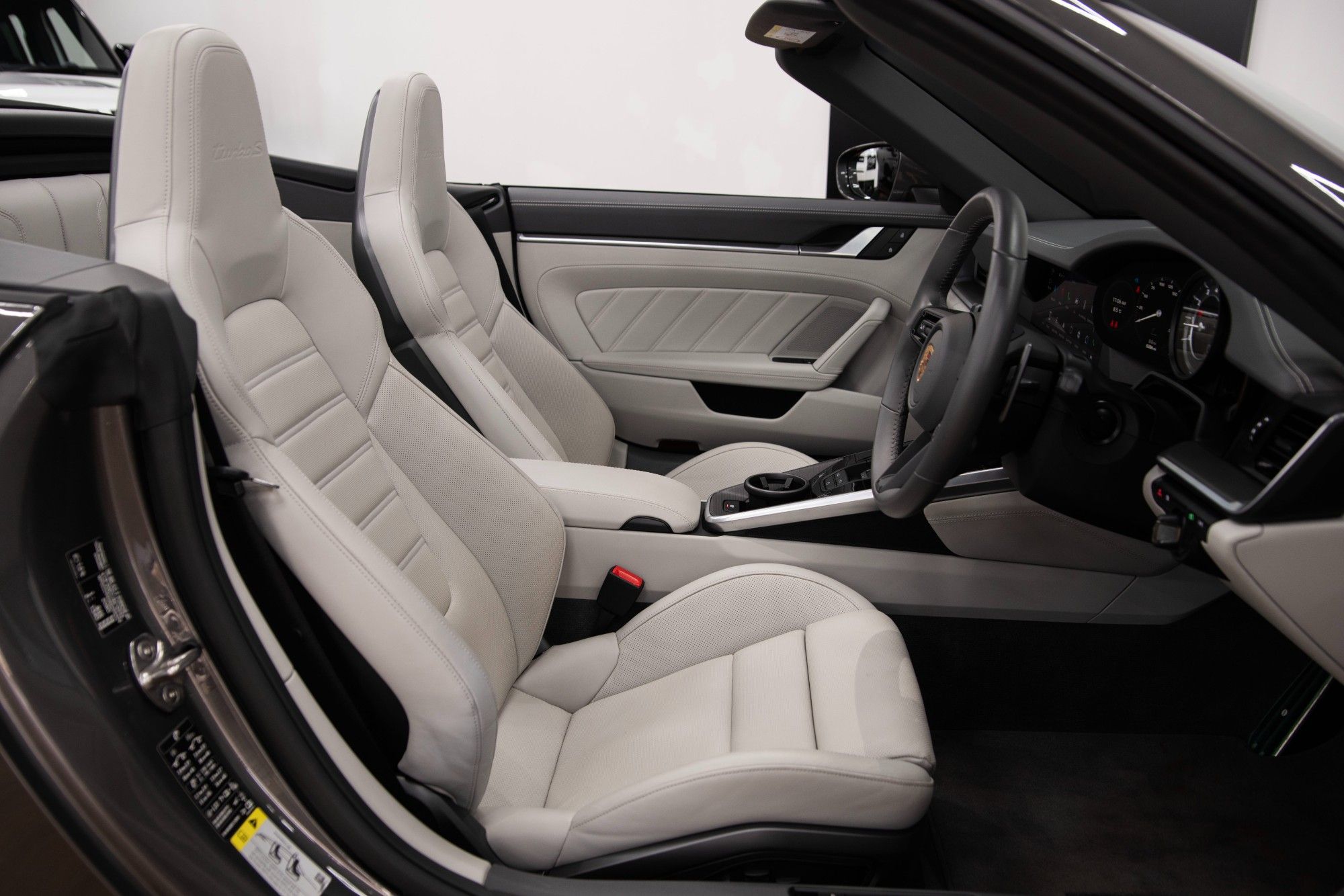 USED 2023 73 PORSCHE 911 3.7T 992 Turbo S Convertible  