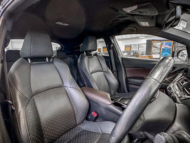 2018 Toyota C-HR 1.2L Excel 5dr - Photo 4