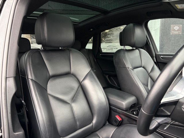 2018 PORSCHE MACAN - Photo 5