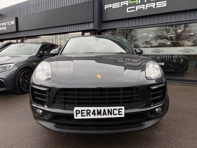 2018 PORSCHE MACAN - Photo 9