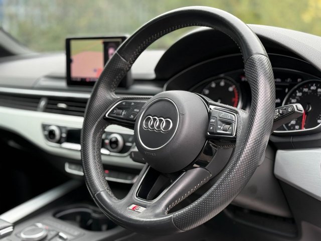 2019 Audi A4 Avant 2L S Line 5dr - Photo 9