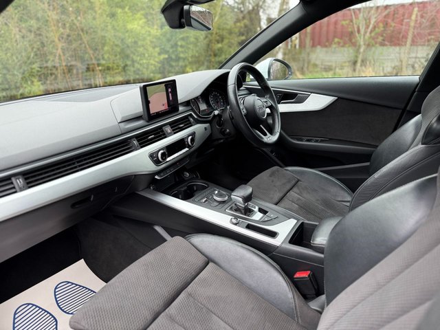 2019 Audi A4 Avant 2L S Line 5dr - Photo 11