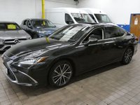 USED 2023 72 LEXUS ES 2.5 300h Saloon 4dr Petrol Hybrid E-CVT Euro 6 (s/s) (218 ps) SAT NAV LEATHER HEATED SEATS HEATED STEERING WHEEL REAR VIEW CAMERA SUNROOF CRUISE CONTROL PARKING SENSORS 1 OWNER SERVICE HISTORY  WARRANTY