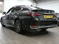 USED 2023 72 LEXUS ES 2.5 300h Saloon 4dr Petrol Hybrid E-CVT Euro 6 (s/s) (218 ps) SAT NAV LEATHER HEATED SEATS HEATED STEERING WHEEL REAR VIEW CAMERA SUNROOF CRUISE CONTROL PARKING SENSORS 1 OWNER SERVICE HISTORY  WARRANTY