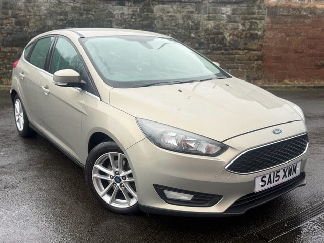 2015 Ford Focus 1L Zetec 5dr - Photo 3